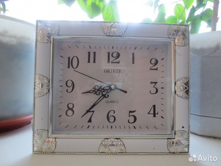 Часы настен., настольн, детские учебные