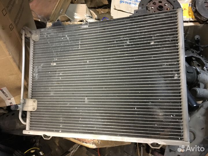 Радиатор кондиционера мерседес w208