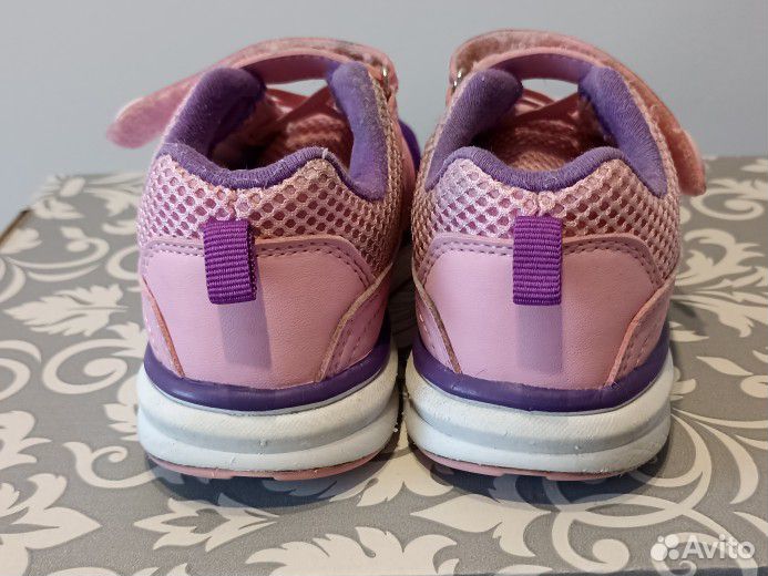 Кроссовки для девочки 29 размер
