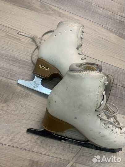 Фигурные коньки edea 230