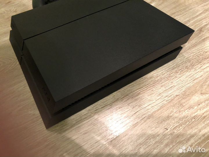 Sony PS4 1208B 1тб