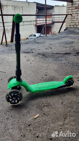 Самокат детский трехколесный бу