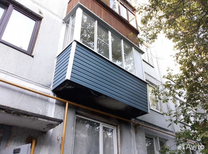 Пластиковый балкон с установкой