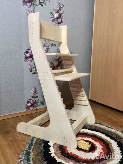 Детский растущий стул