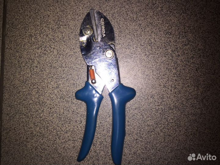 Секатор садовый