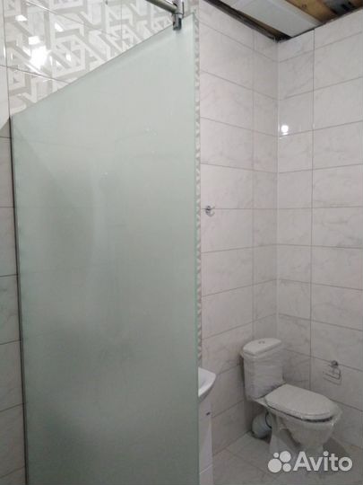 Резка стекла и зеркал по размерам заказчика