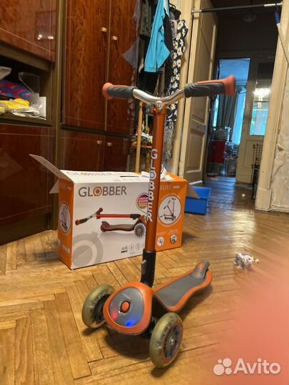 Самокат glober elite
