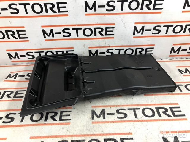 Воздуховод левый Mercedes-Benz E-Class W211