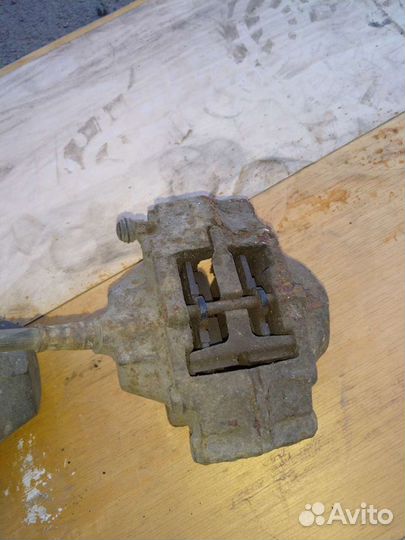 Суппорт Мерседес w202