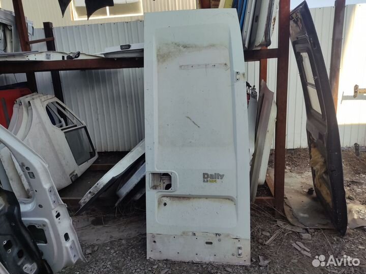 Дверь задняя распашная правая Ивеко Дейли Е3 99-06