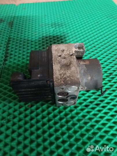 Блок управления Abs Nissan Maxima A33