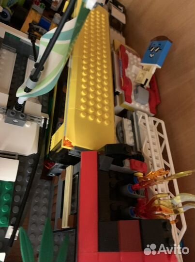 Конструкторы lego city много в наличие