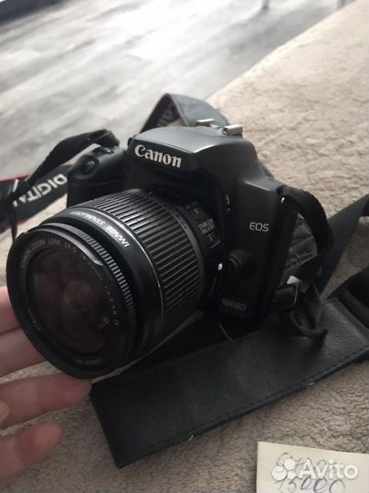 Зеркальный фотоаппарат canon eos1000d