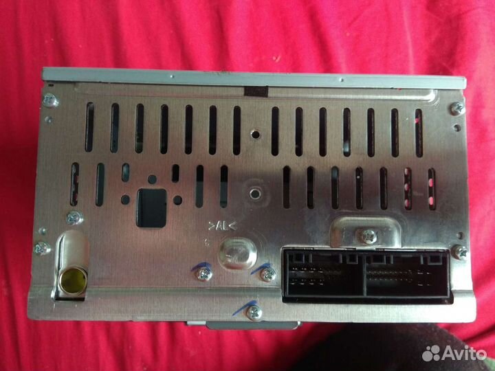 Магнитола с рамкой