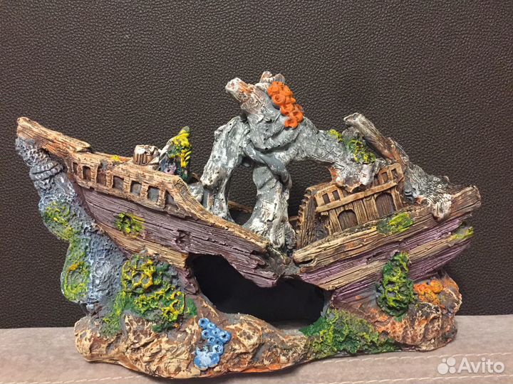 Корабль в аквариум