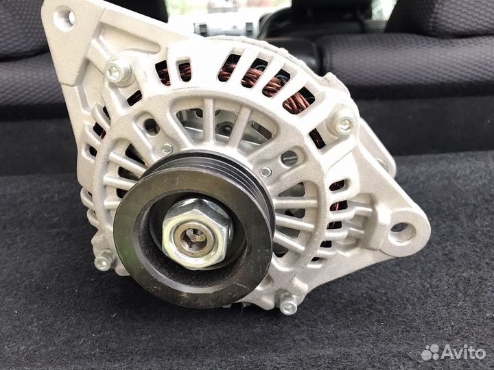 Генератор Mitsubishi Carisma delta L 40 900