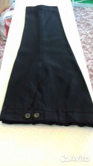 Продаю костюм черный на мальчика 28 размер