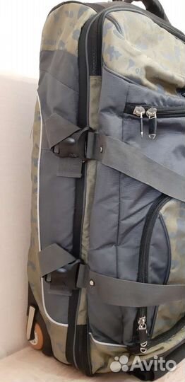 Дорожная сумка-рюкзак на колесах камуфляж 100 литр