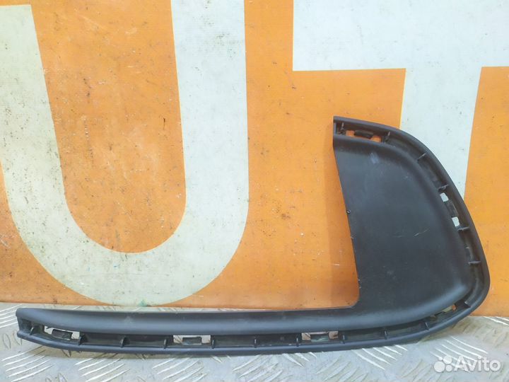 Накладка решетки радиатора левая Kia Sportage 4 QL