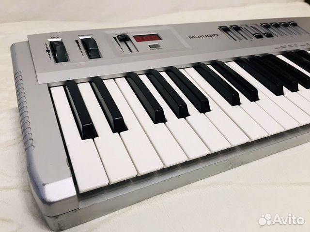 Миди клавиатура M-Audio Radium 49 купить в Москве | Хобби и отдых | Авито