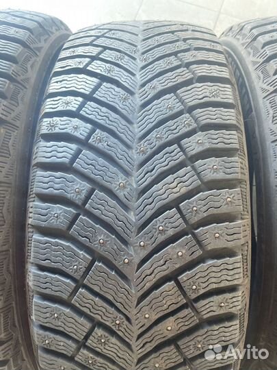 Michelin X-Ice North 4 215/55 R18 99T