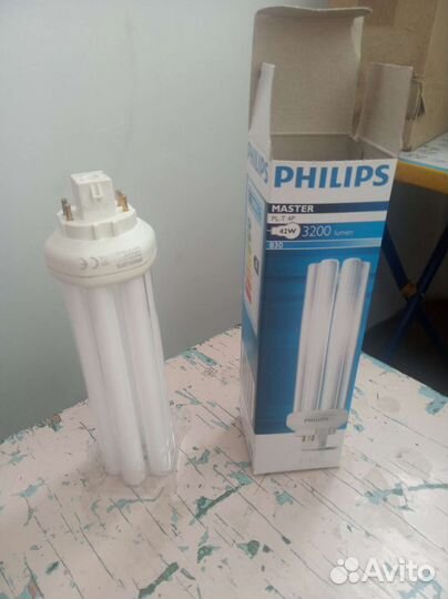 Лампа Philips master PL-T 42W/830/4P GX24q-4