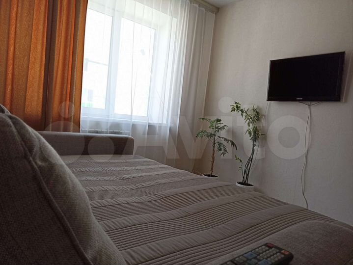 2-к. квартира, 54 м², 3/3 эт.