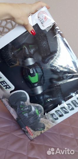 Машина на пульте управления внедорожник быстрая