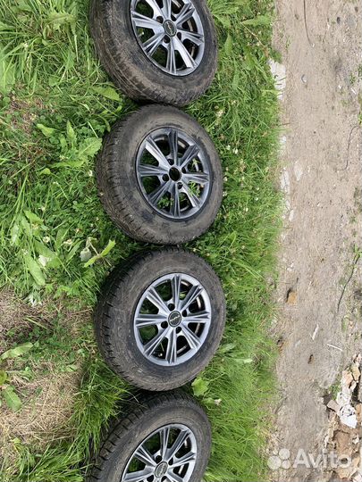 Литые диски R 13 4x100 4шт. с летней резиной