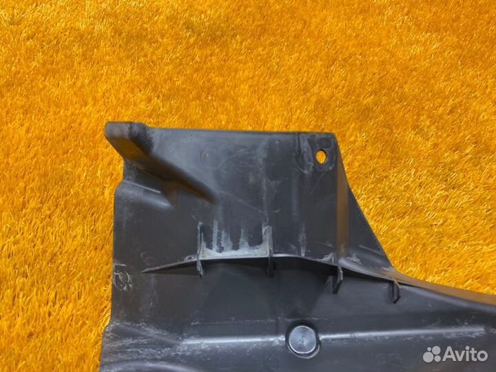 Подкрылок передний правый Bmw 3-Series E90 N52B25A