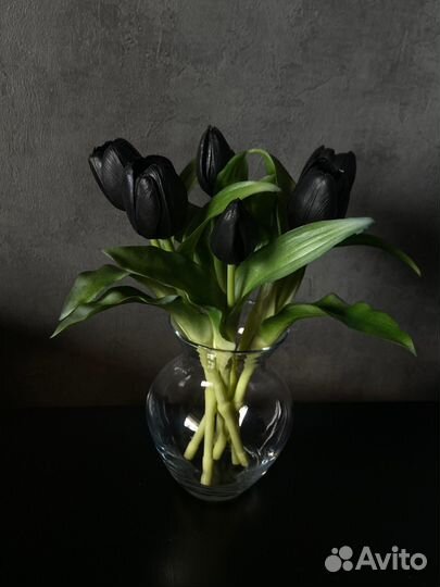 Искусственные цветы (тюльпаны)