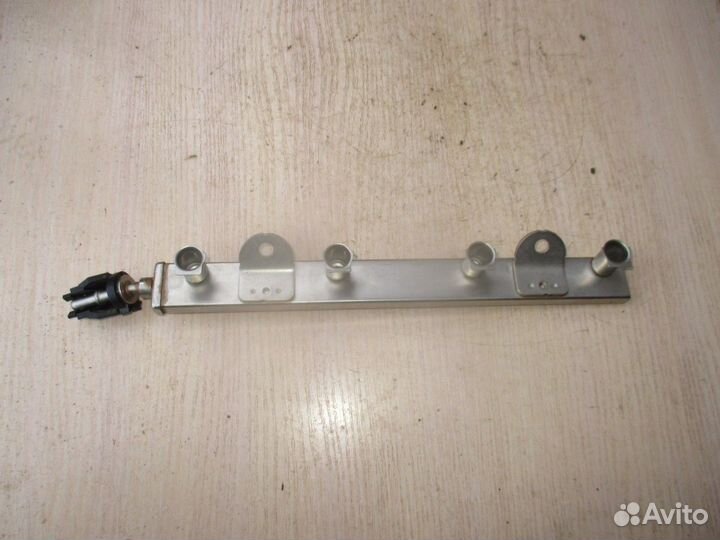 Рейка топливная (рампа)