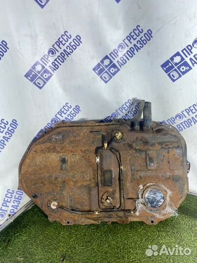 Бензобак Mitsubishi Lancer 9 седан 1.6 4G18 2004