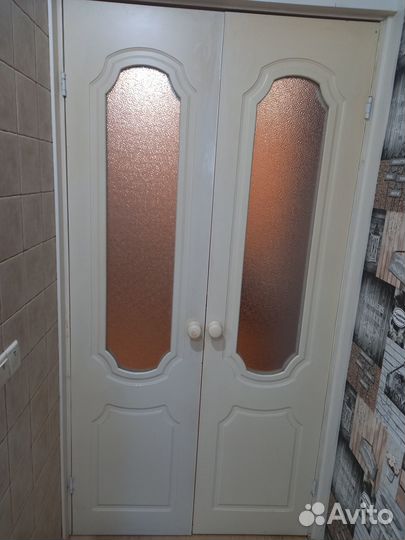 Дверь входная 80 см на 200 см