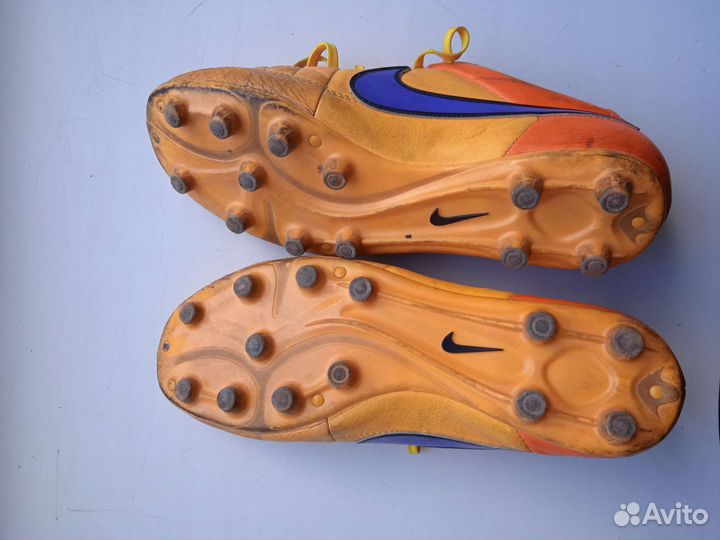 Футбольные бутсы nike tiempo