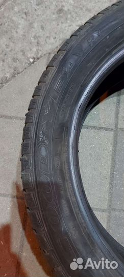 Goodyear Vector 4Seasons 205/50 R17