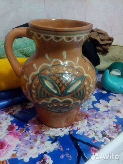 Кувшин глиняный с ручной росписью поствоенных лет