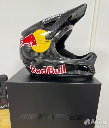 Шлем карбоновый Red bull rpantahi Design (2023)