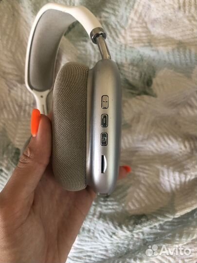 Беспроводные наушники