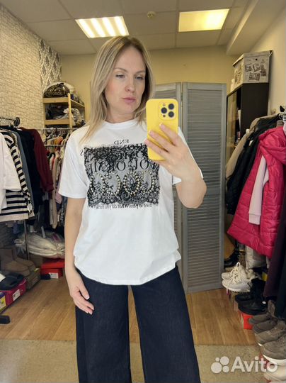 Футболки женские