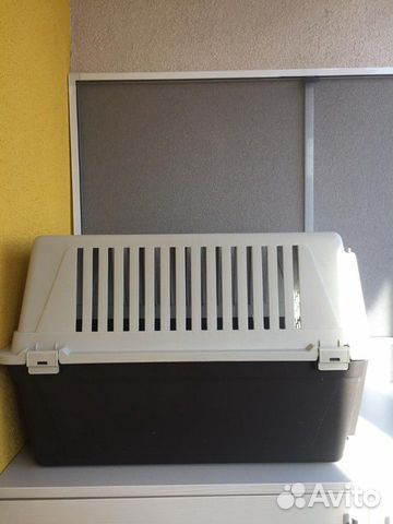 Переноска (контейнер) для животных