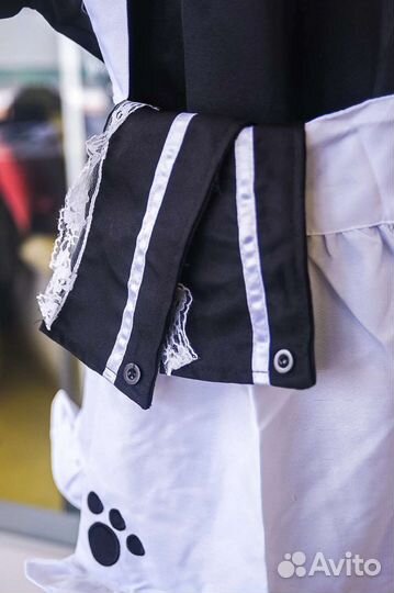 Косплей кошка-горничная