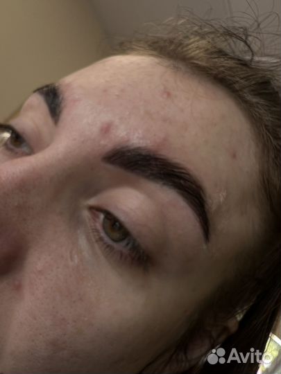 Мастер бровист