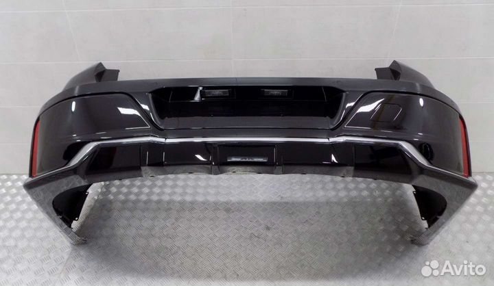 Bmw 7 G70 бампер задний м пакет 6pdc