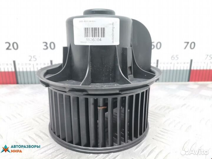 Моторчик печки Volkswagen Sharan 2000 7M1819021D