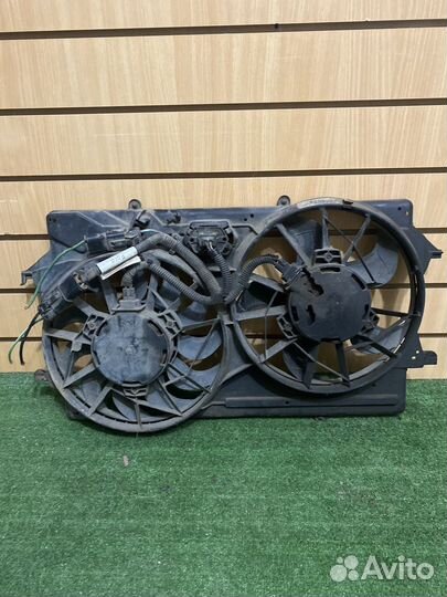 Диффузор радиатора Ford Focus 1