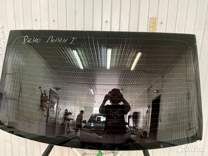 Заднее стекло +эл.обогрев renault logan 05-14