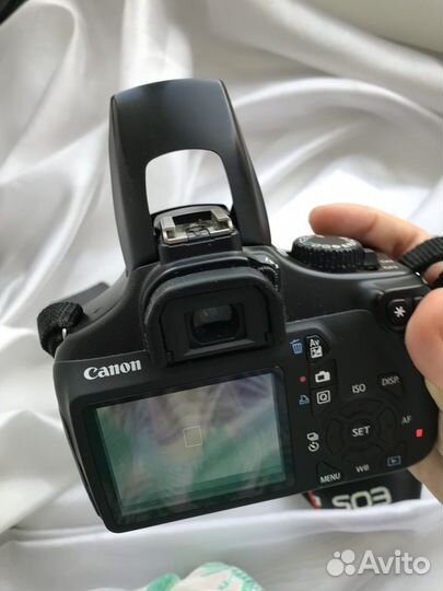 Зеркальный фотоаппарат Canon eos 1100d объектив