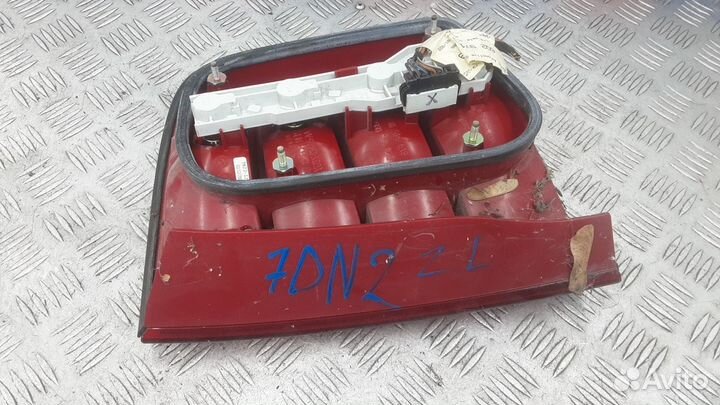 Фонарь задний левый Skoda Fabia (6Y) 2002