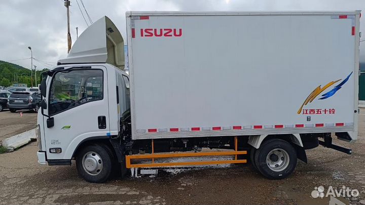 Isuzu ELF (N-series) изотермический, 2023